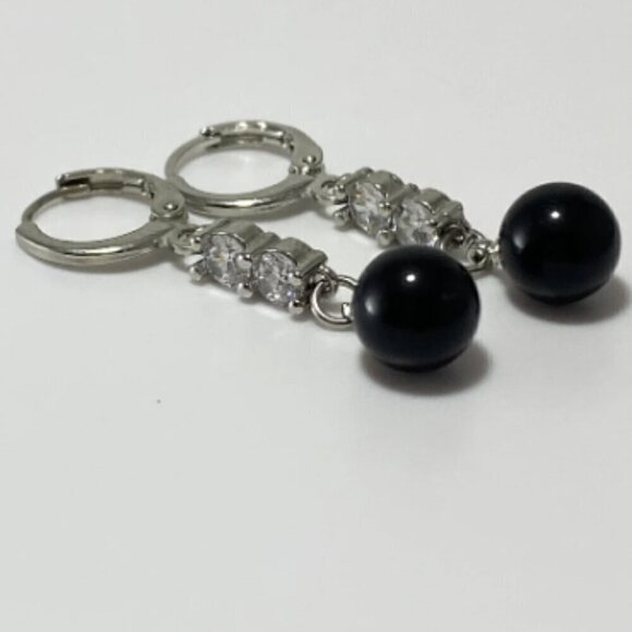 Austrian Crystal Pearls Huggie Earrings - Picture 1 of 7